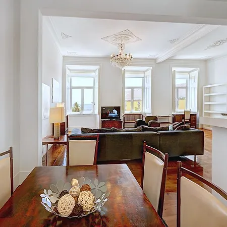 Sea Views Luxury דירה *
